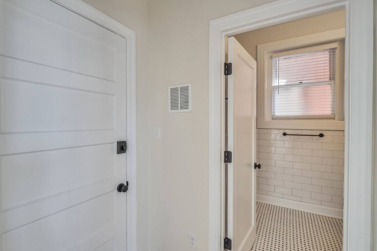 Apartment for rent at 1840 Monument Ave #5, Richmond, VA 23220