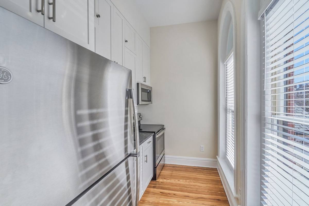 Apartment for rent at 1840 Monument Ave #5, Richmond, VA 23220