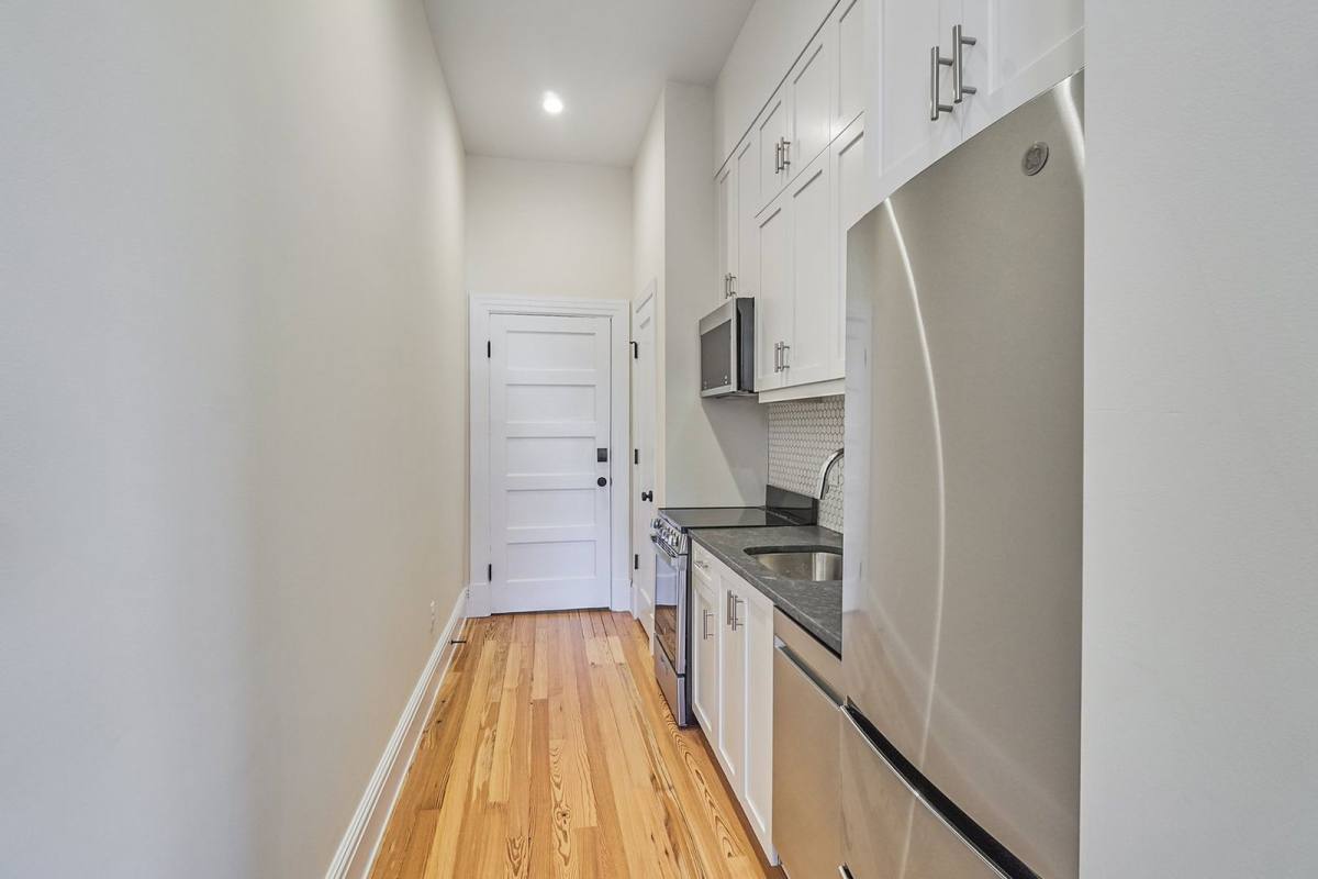 Apartment for rent at 1840 Monument Ave #7, Richmond, VA 23220