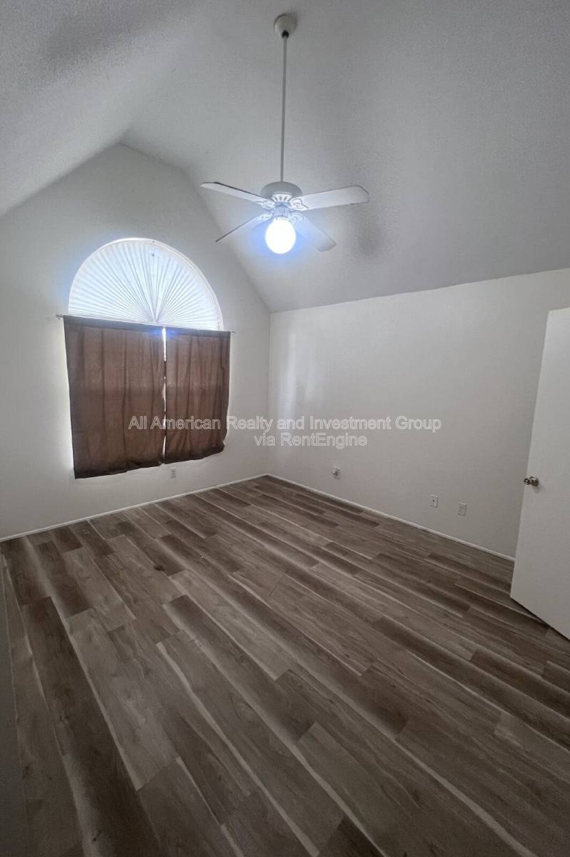 House for rent at 510 Woodland Park Circle, Mary Esther, FL 32569
