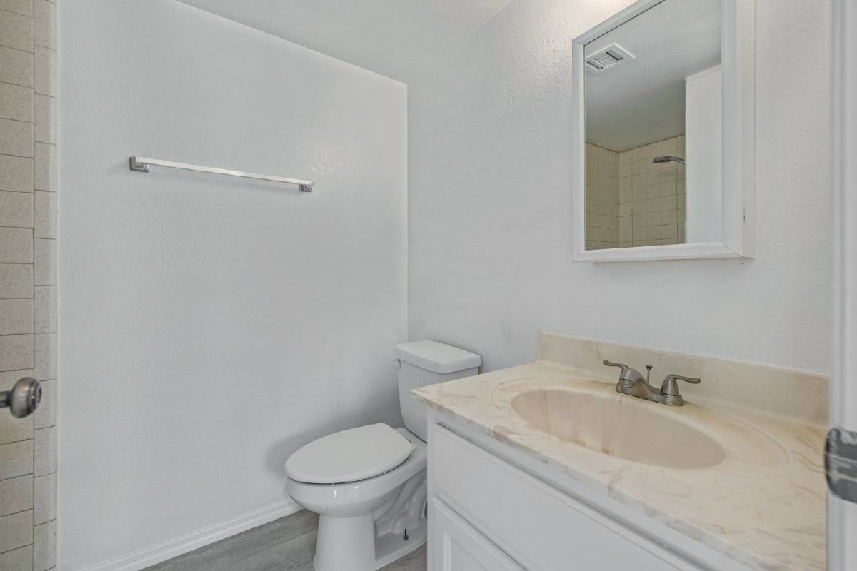 Apartment for rent at 11002 N 15th Ave #4, Phoenix, AZ 85029