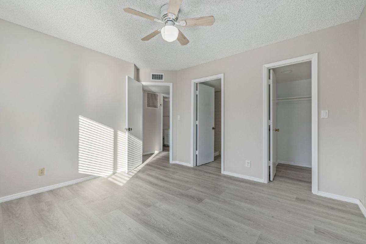 Apartment for rent at 11002 N 15th Ave #4, Phoenix, AZ 85029