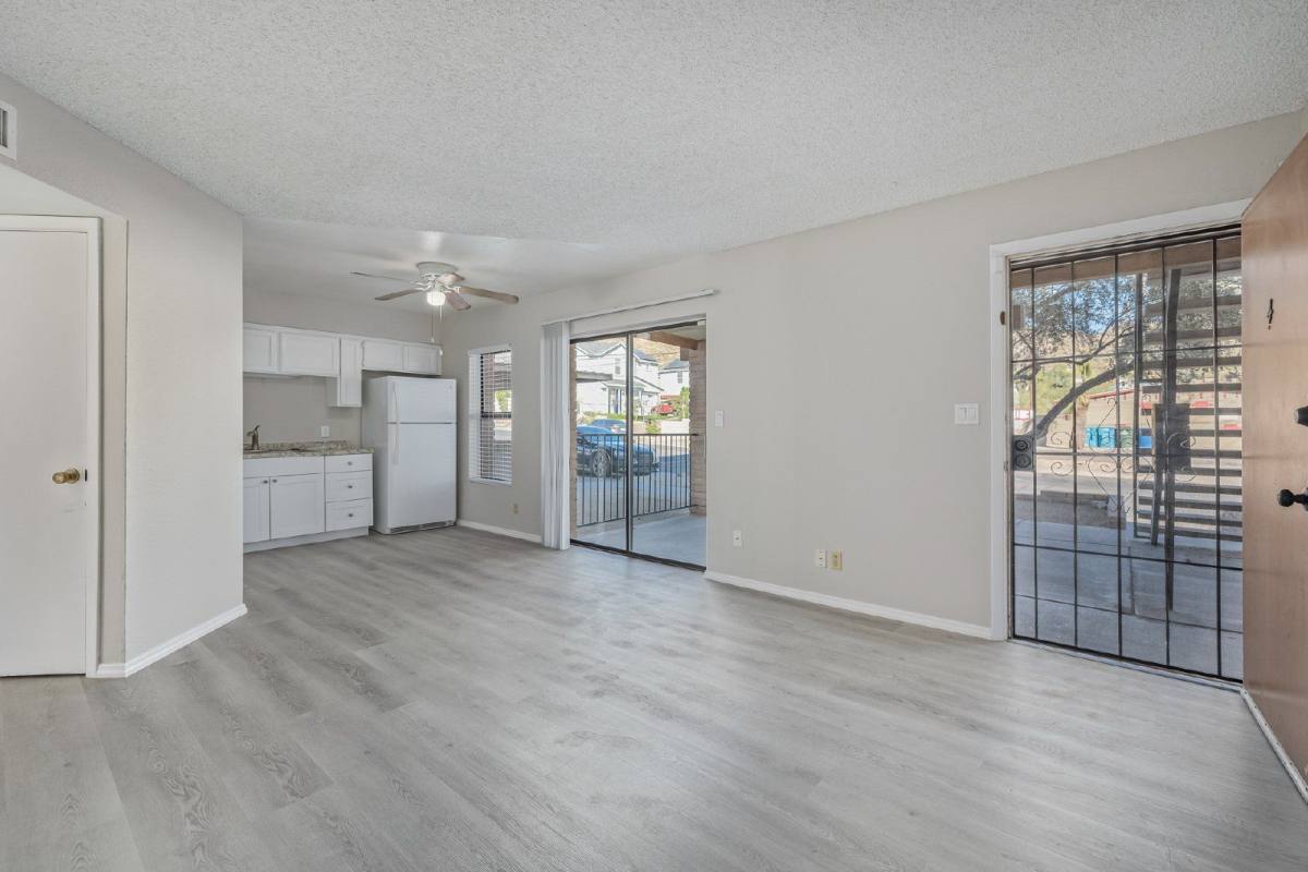 Apartment for rent at 11002 N 15th Ave #4, Phoenix, AZ 85029