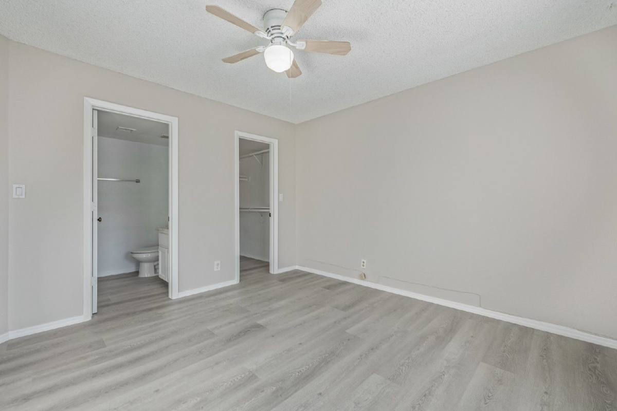 Apartment for rent at 11002 N 15th Ave #4, Phoenix, AZ 85029