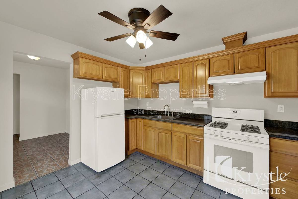 House for rent at 1244 Georgia St, Vallejo, CA 94590