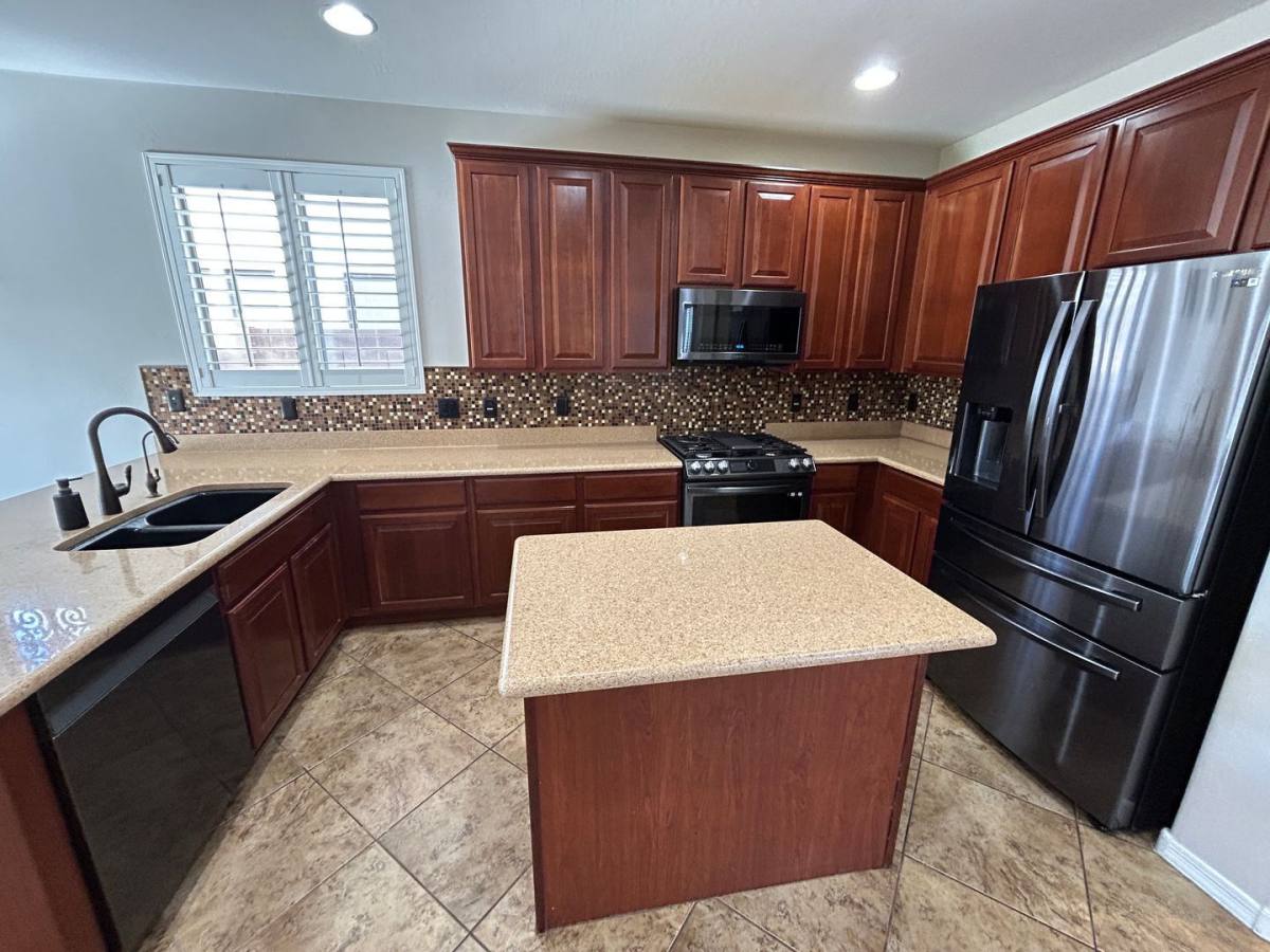 House for rent at 5411 W Rowel Rd, Phoenix, AZ 85083