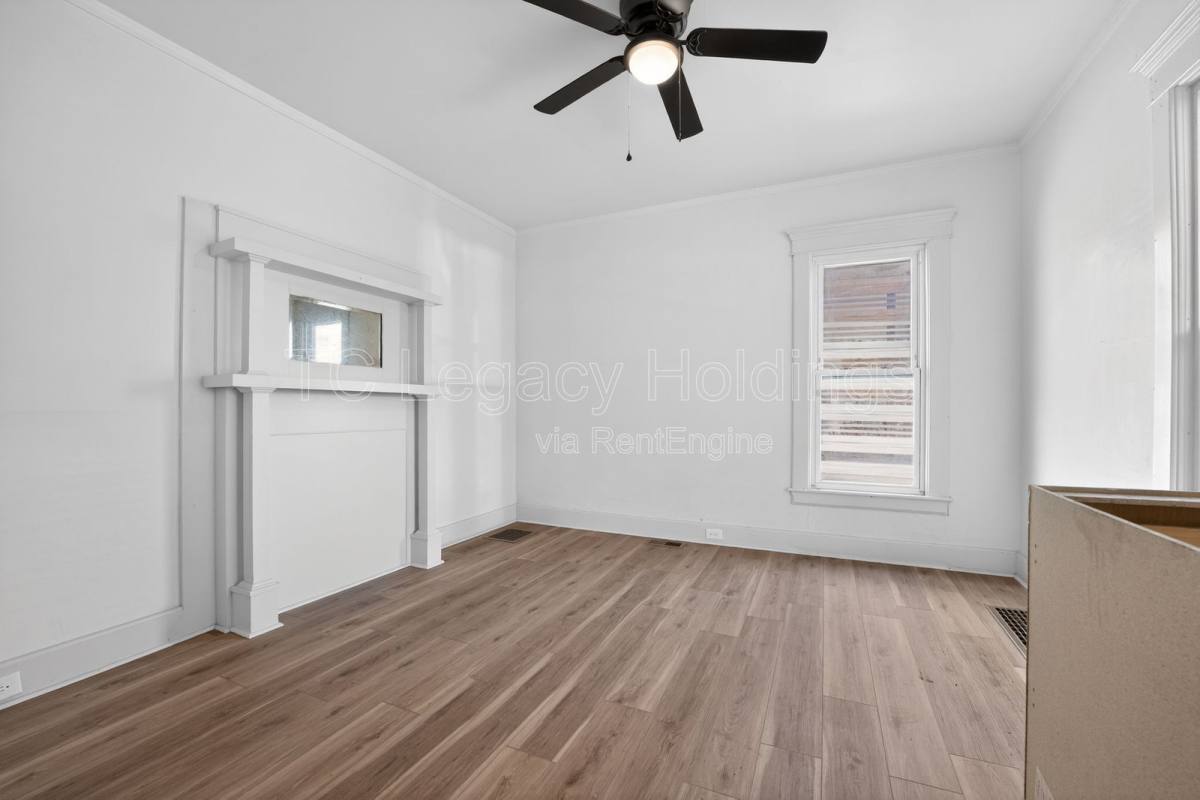Apartment for rent at 2113 Goff Ave, Clarksburg, WV 26301