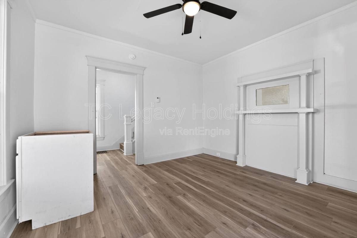 Apartment for rent at 2113 Goff Ave, Clarksburg, WV 26301