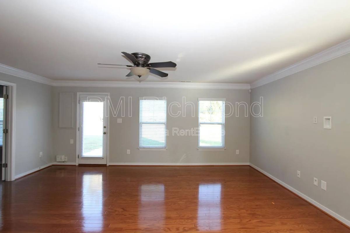 House for rent at 637 Abbey Village Circle, Midlothian, VA 23114