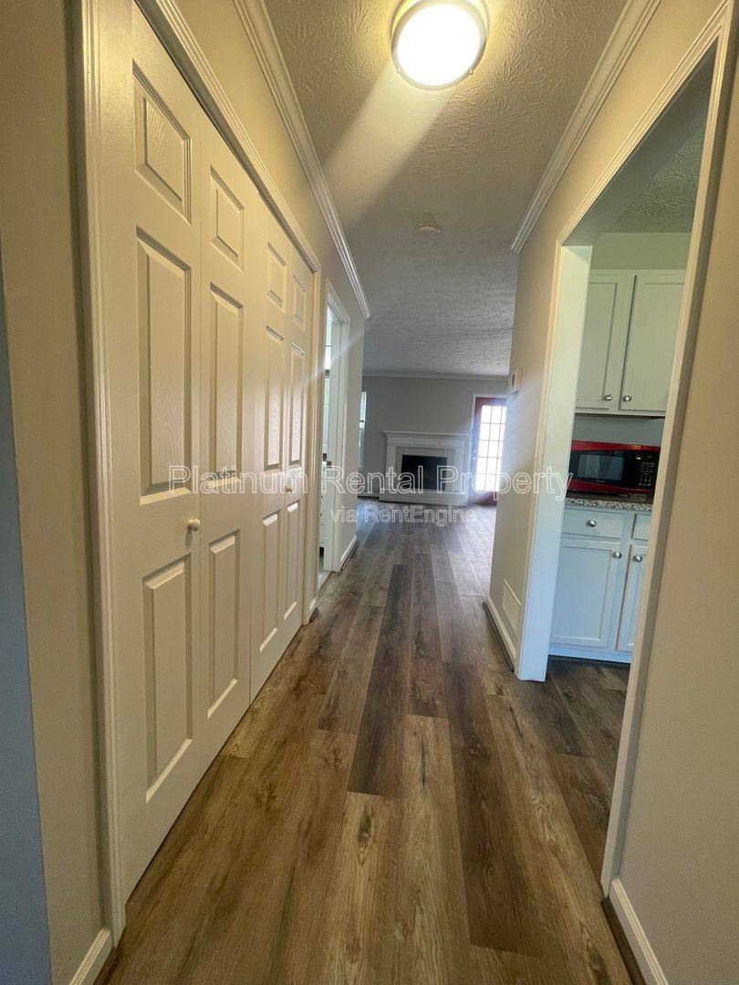 Townhouse for rent at 1125 Jamestowne Trail, Alpharetta, GA 30009