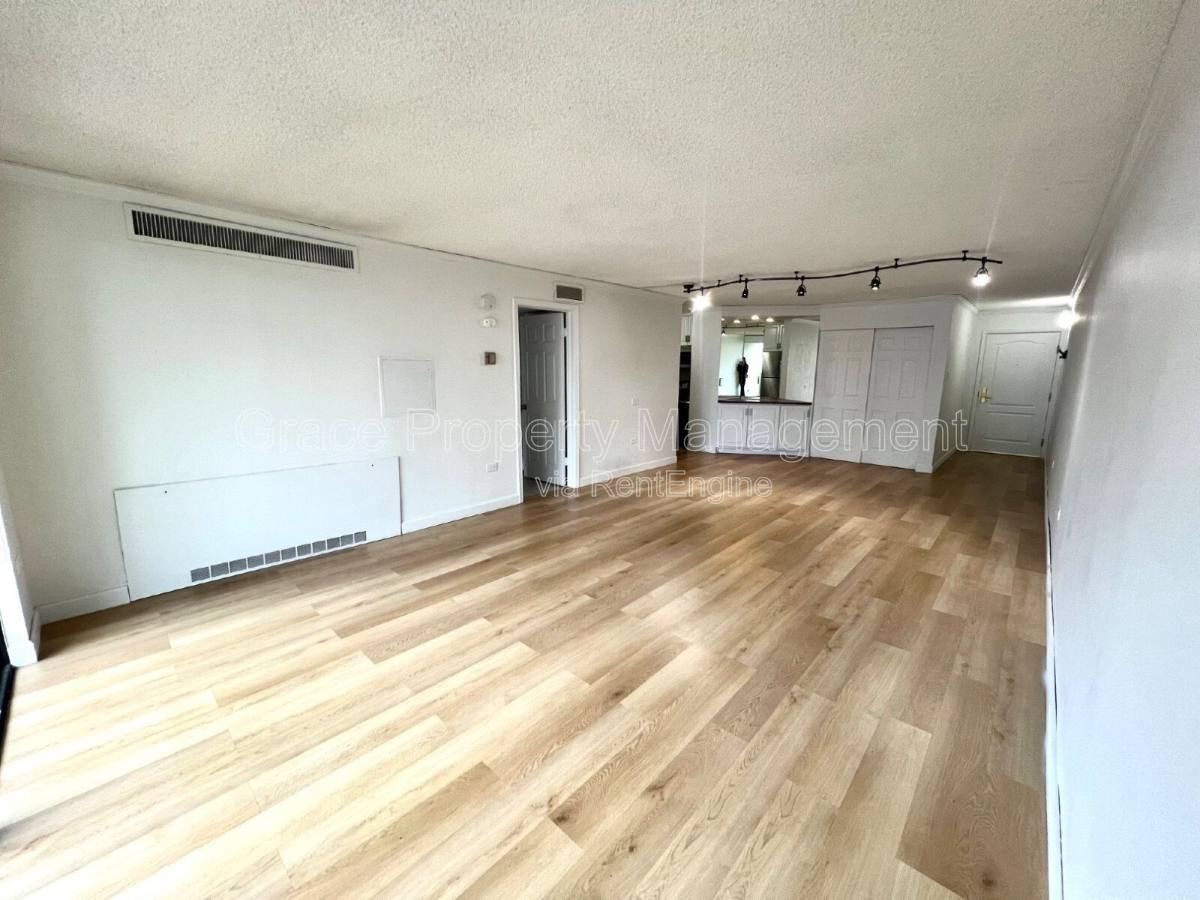 Apartment for rent at 1020 15th St #12H, Denver, CO 80202