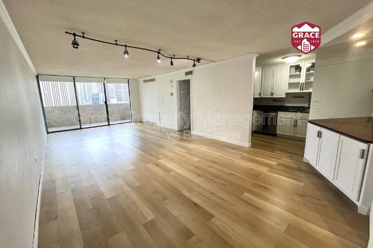 Apartment for rent at 1020 15th St #12H, Denver, CO 80202