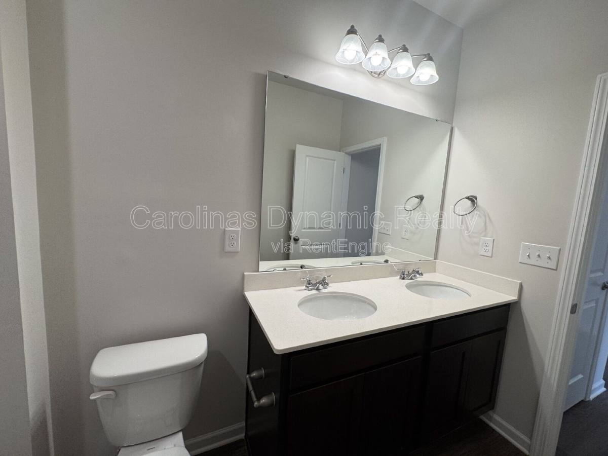 House for rent at 106 Titanium Dr, Statesville, NC 28625