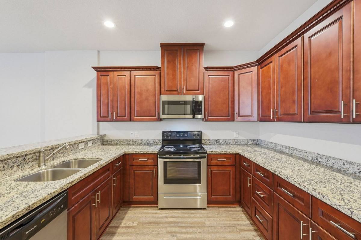 Townhouse for rent at 630 Magnolia Bend, New Caney, TX 77357