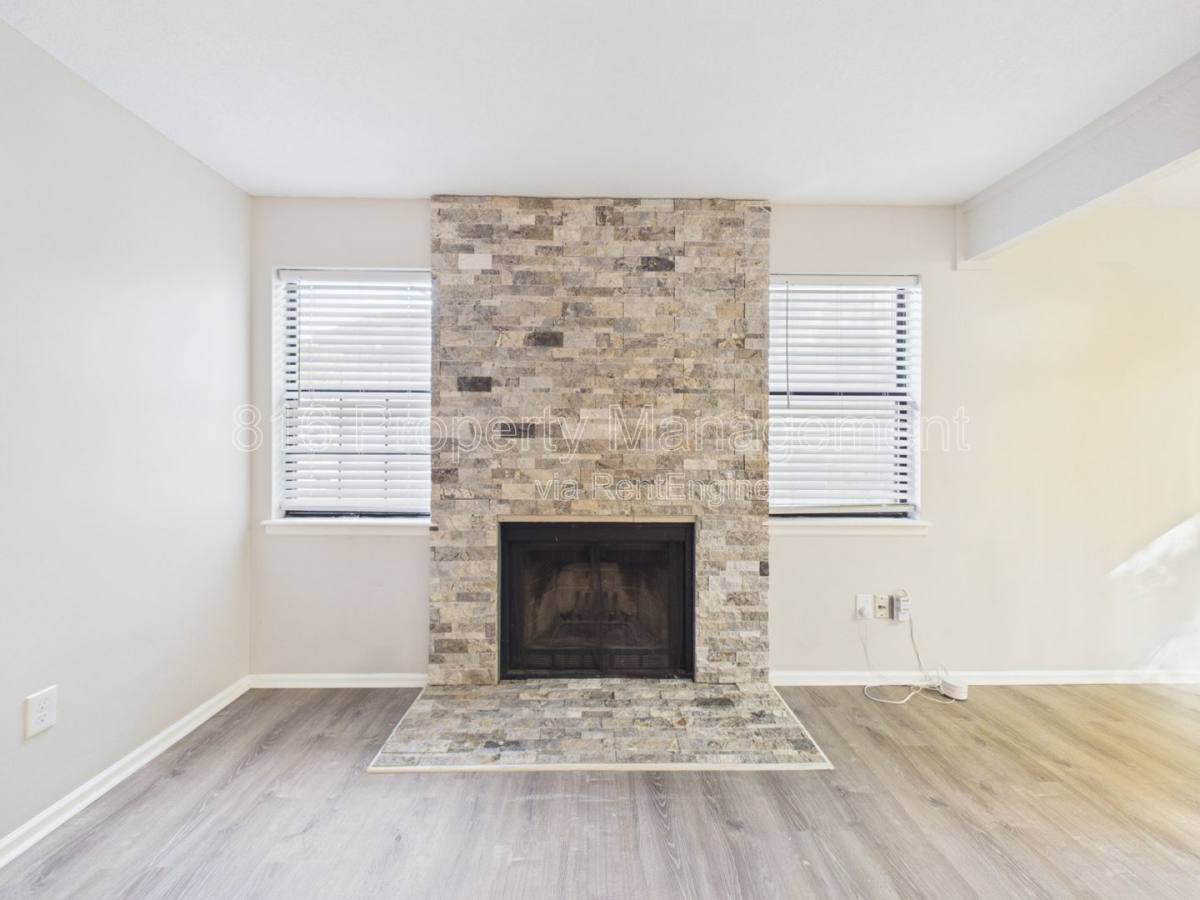Townhouse for rent at 3108 Eaton St, Kansas City, KS 66103