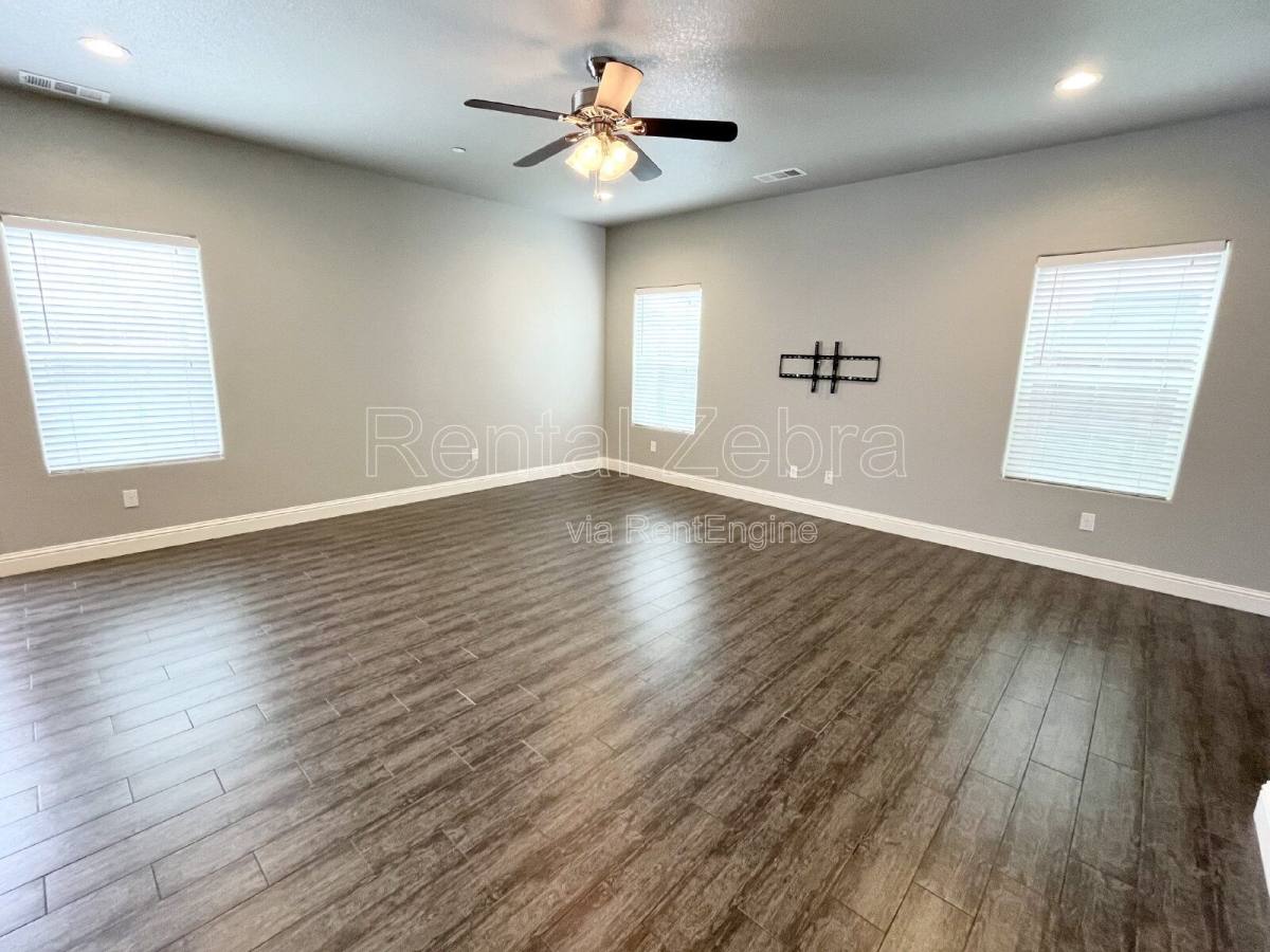 House for rent at 552 Granada Court, Merced, CA 95341