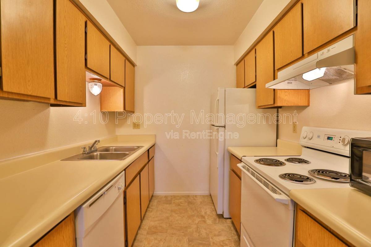 Apartment for rent at 2729 N Salem #101, Mesa, AZ 85215