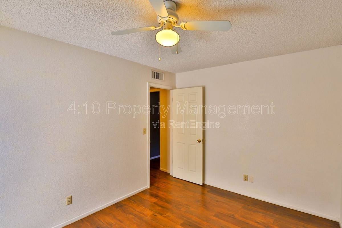Apartment for rent at 2729 N Salem #101, Mesa, AZ 85215