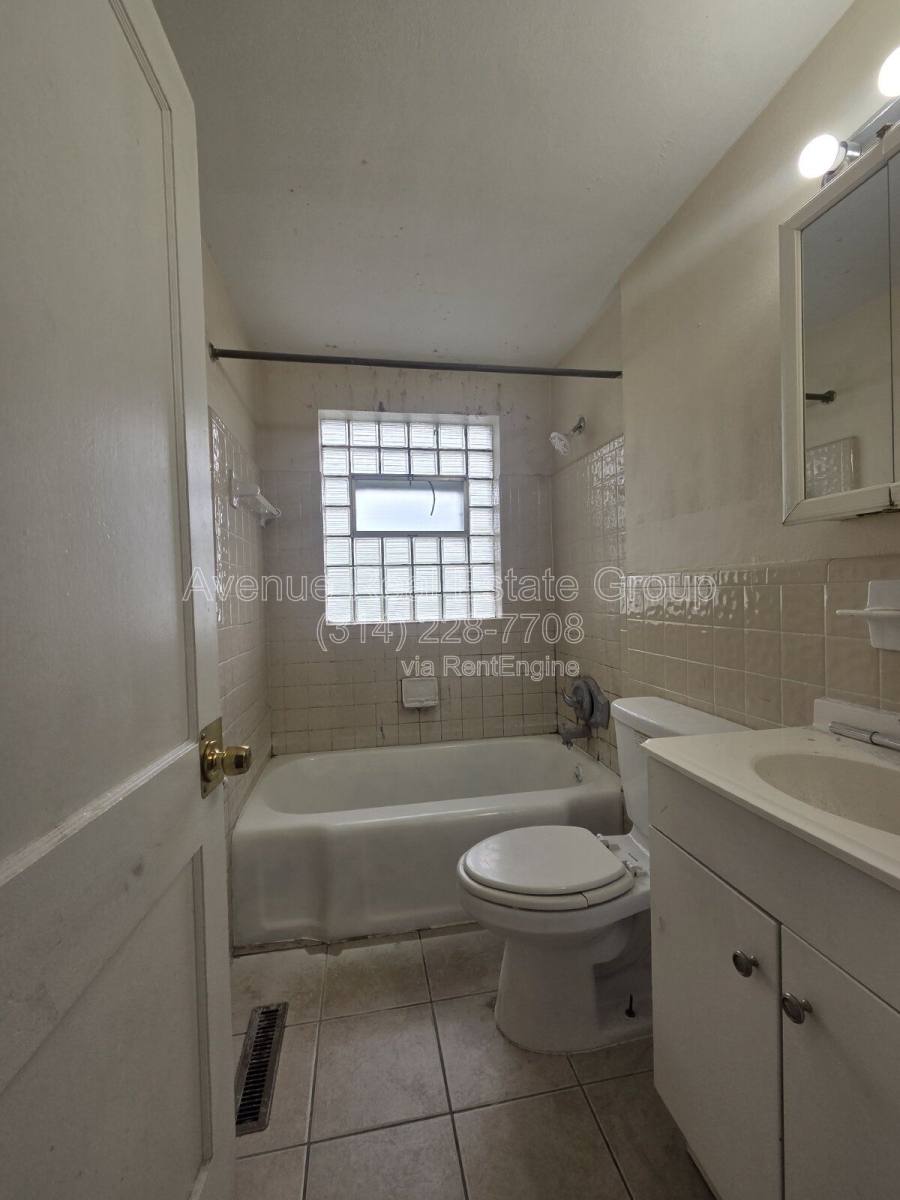 House for rent at 7148 Lillian Ave, Saint Louis, MO 63121