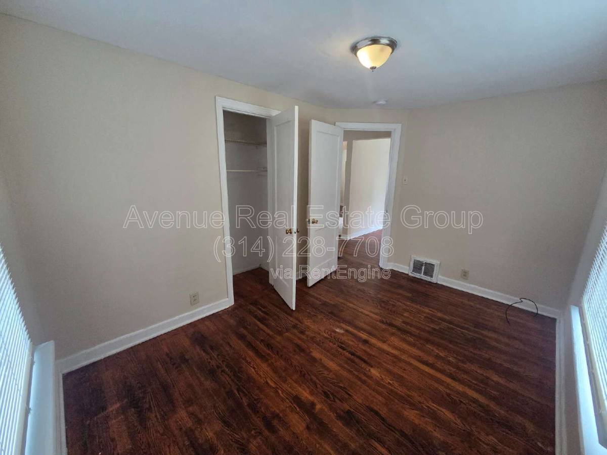 House for rent at 7148 Lillian Ave, Saint Louis, MO 63121