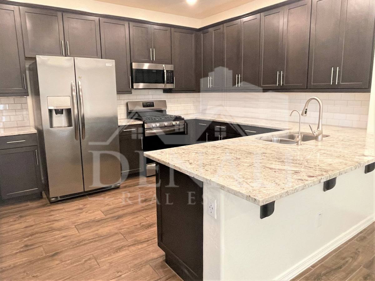 House for rent at 29400 N 122nd Glen, Peoria, AZ 85383