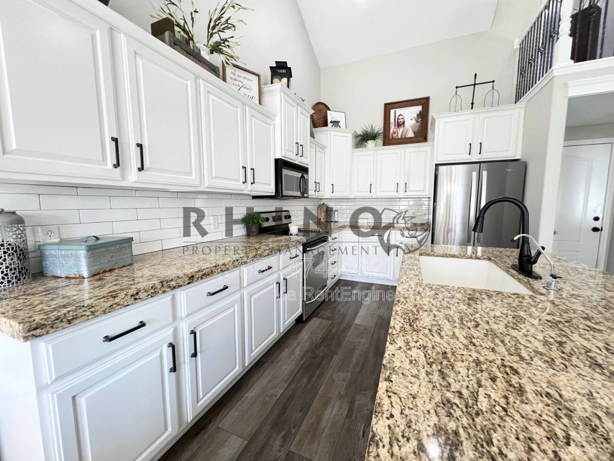 House for rent at 4921 W Weatherwood Lane, Herriman, UT 84096