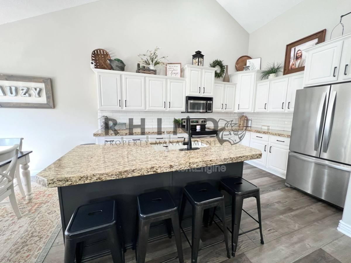 House for rent at 4921 W Weatherwood Lane, Herriman, UT 84096