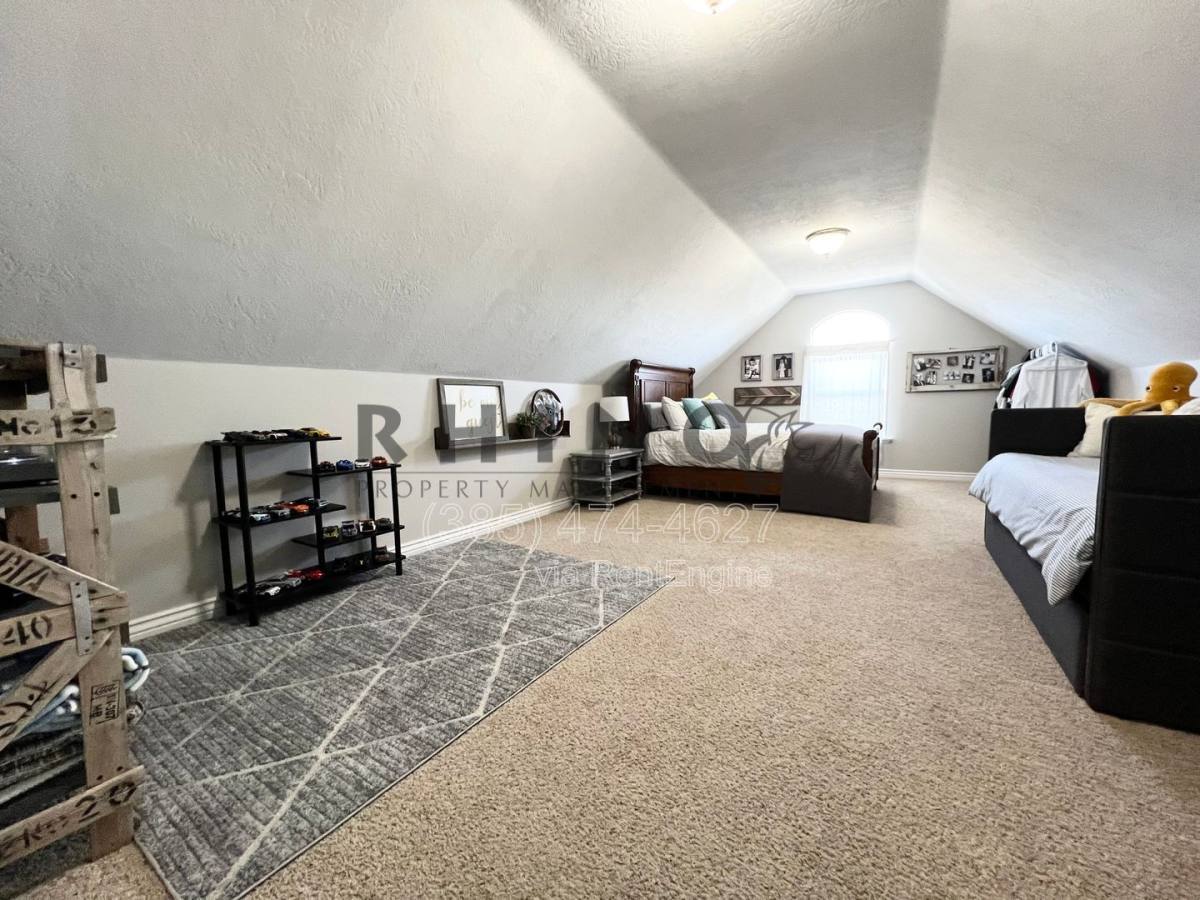 House for rent at 4921 W Weatherwood Lane, Herriman, UT 84096