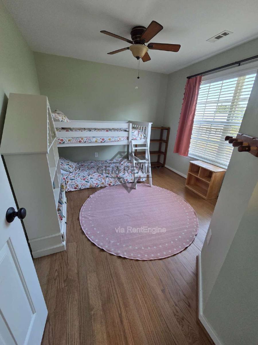 House for rent at 54 Dawson Dr, Fredericksburg, VA 22405
