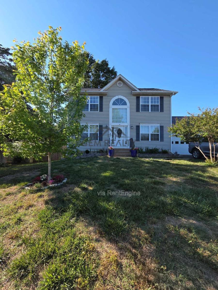 House for rent at 54 Dawson Dr, Fredericksburg, VA 22405