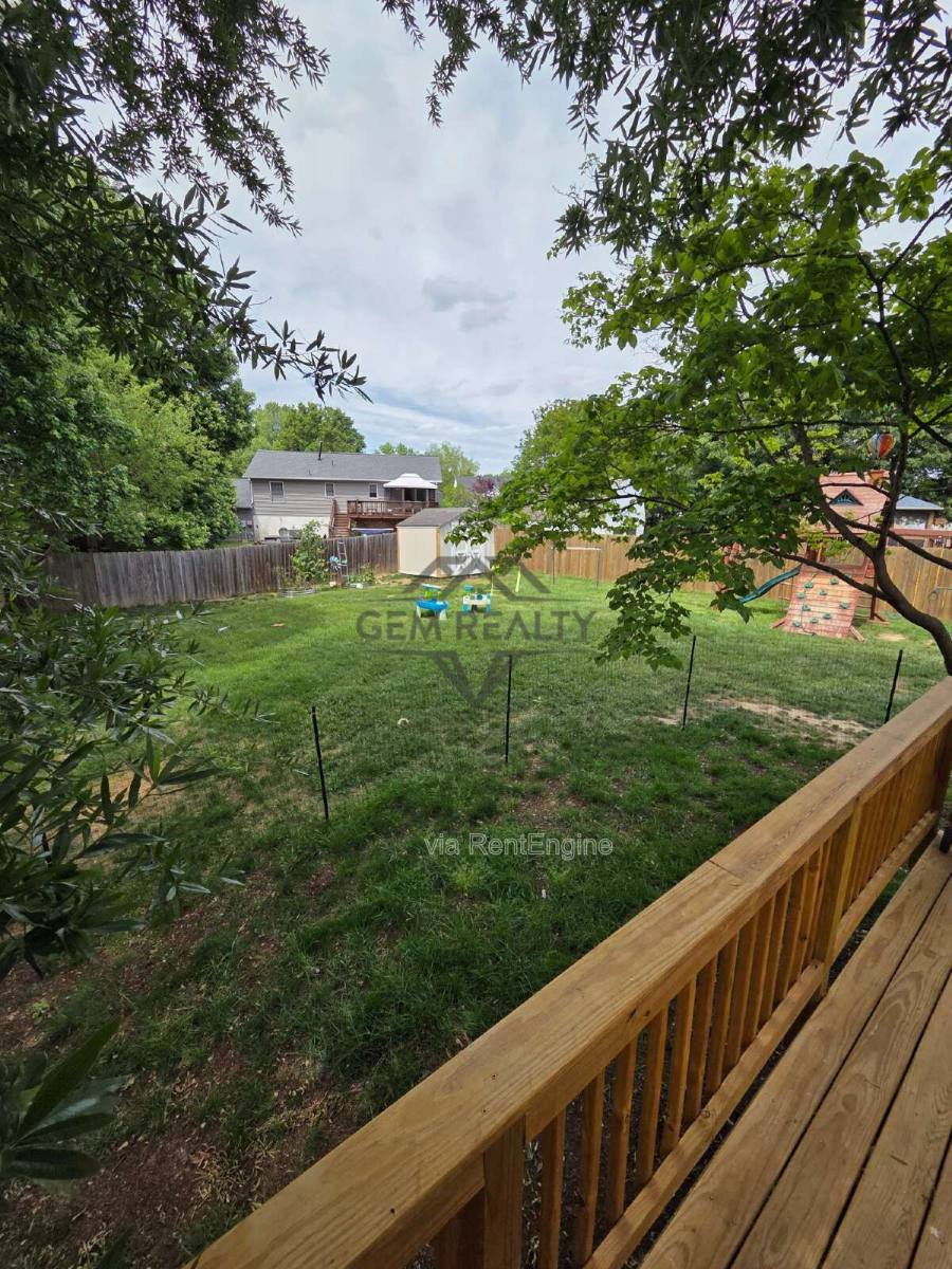 House for rent at 54 Dawson Dr, Fredericksburg, VA 22405