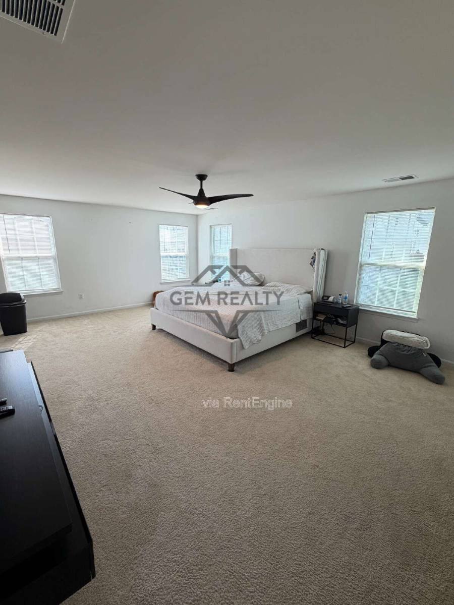 House for rent at 9321 Blue Pine Lane, Fredericksburg, VA 22407