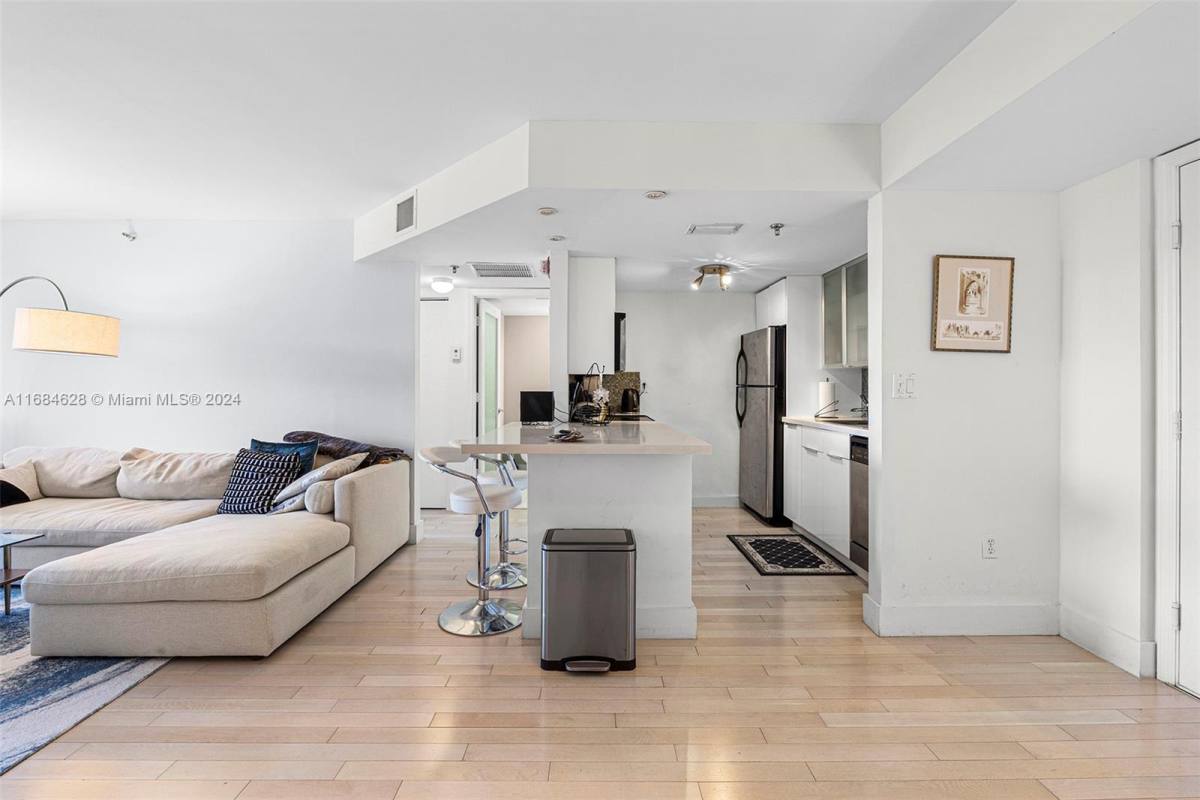 Apartment for rent at 1621 Bay Rd, Miami Beach, FL 33139