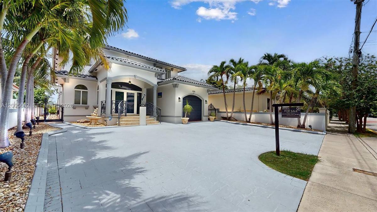 House for rent at 1131 Stillwater Dr #SFH, Miami Beach, FL 33141