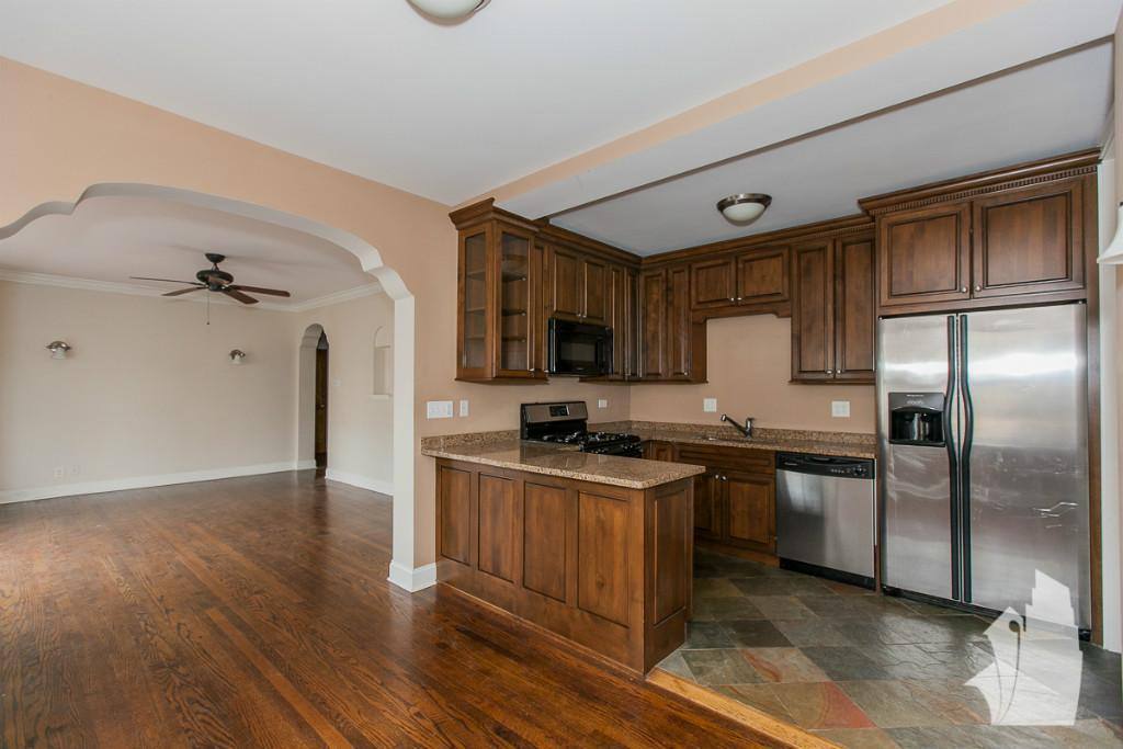 Apartment for rent at 4836 N Paulina St #G0, Chicago, IL 60640