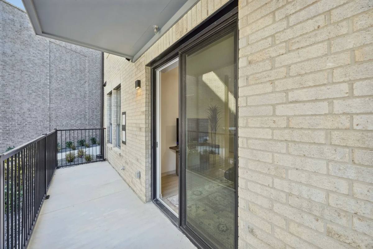 Apartment for rent at 12099 Luna Rd #367, Dallas, TX 75234