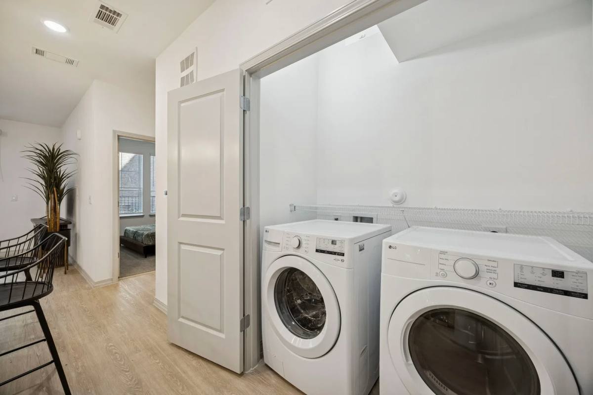 Apartment for rent at 12099 Luna Rd #367, Dallas, TX 75234