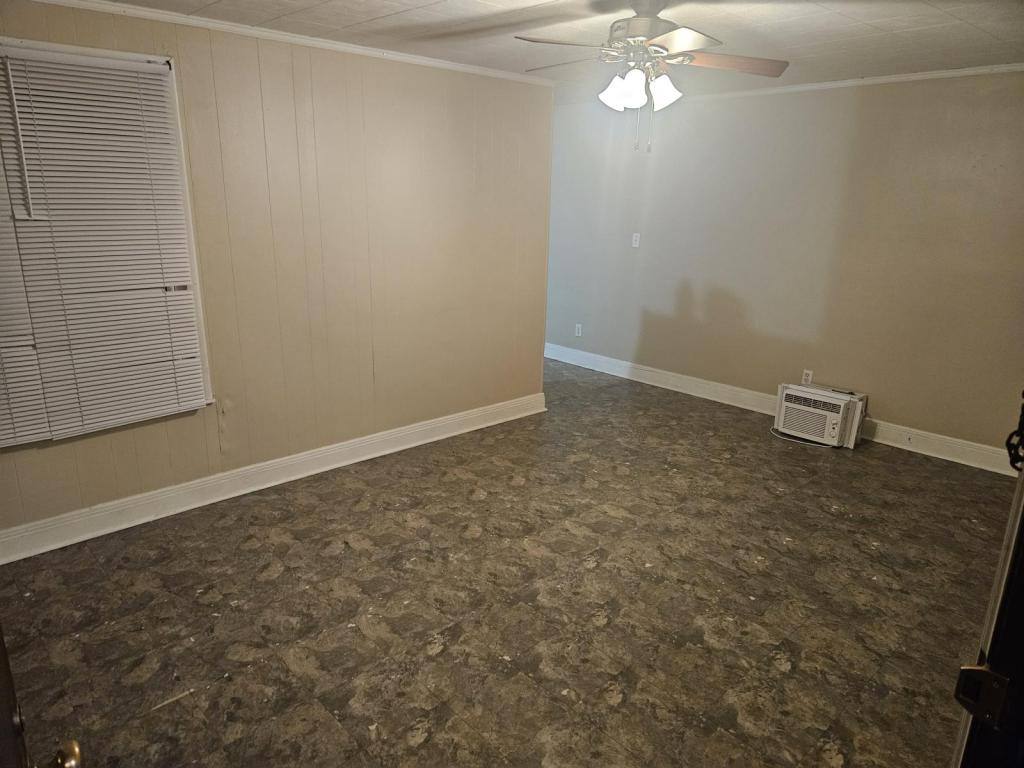 Apartment for rent at 168 4th Ave #B, Montgomery, WV 25136