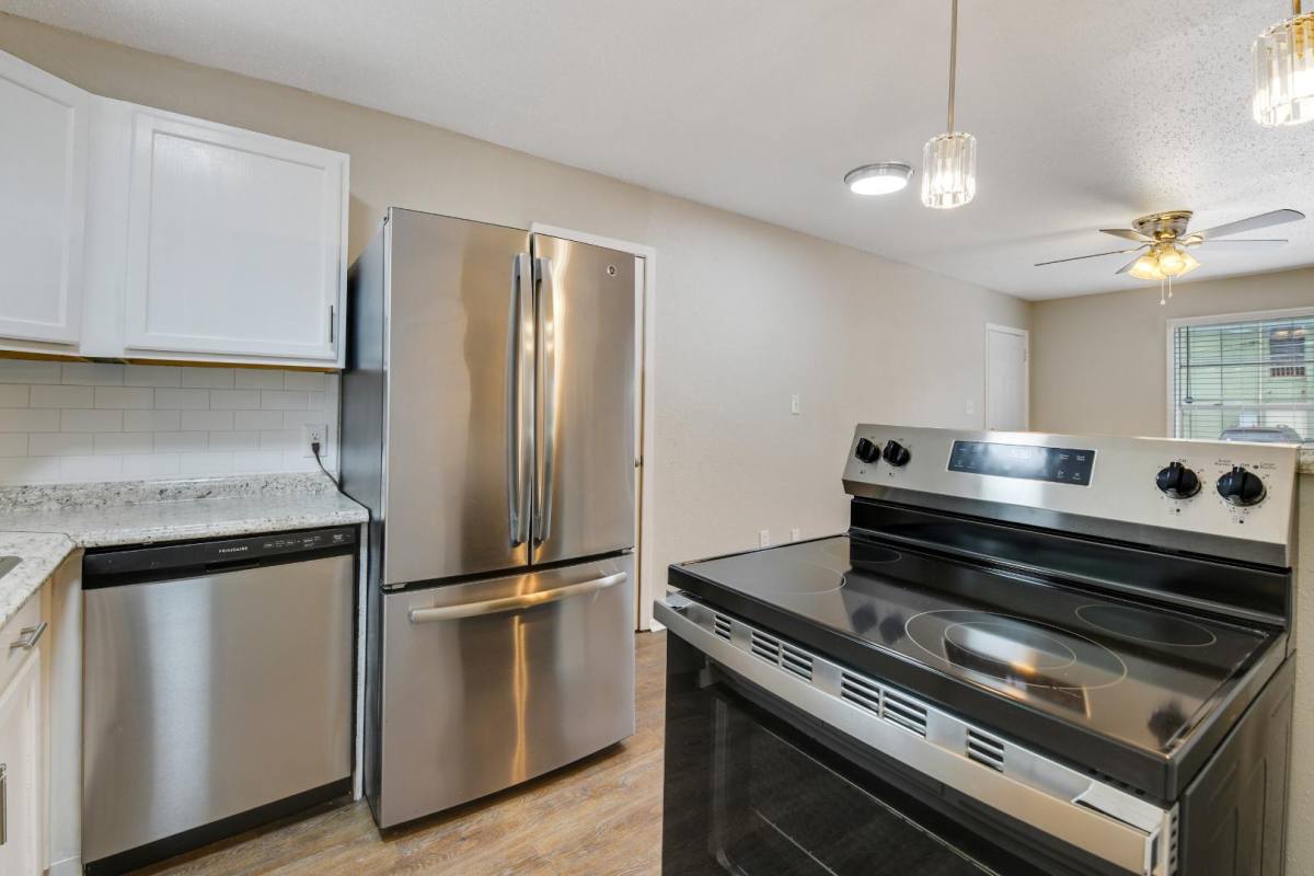 Apartment for rent at 1512 Broadmoor Dr #B, Bryan, TX 77802
