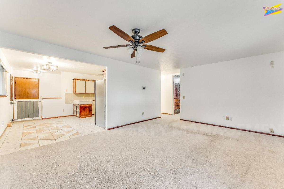 House for rent at 8410 E Castle Dr, Wichita, KS 67207