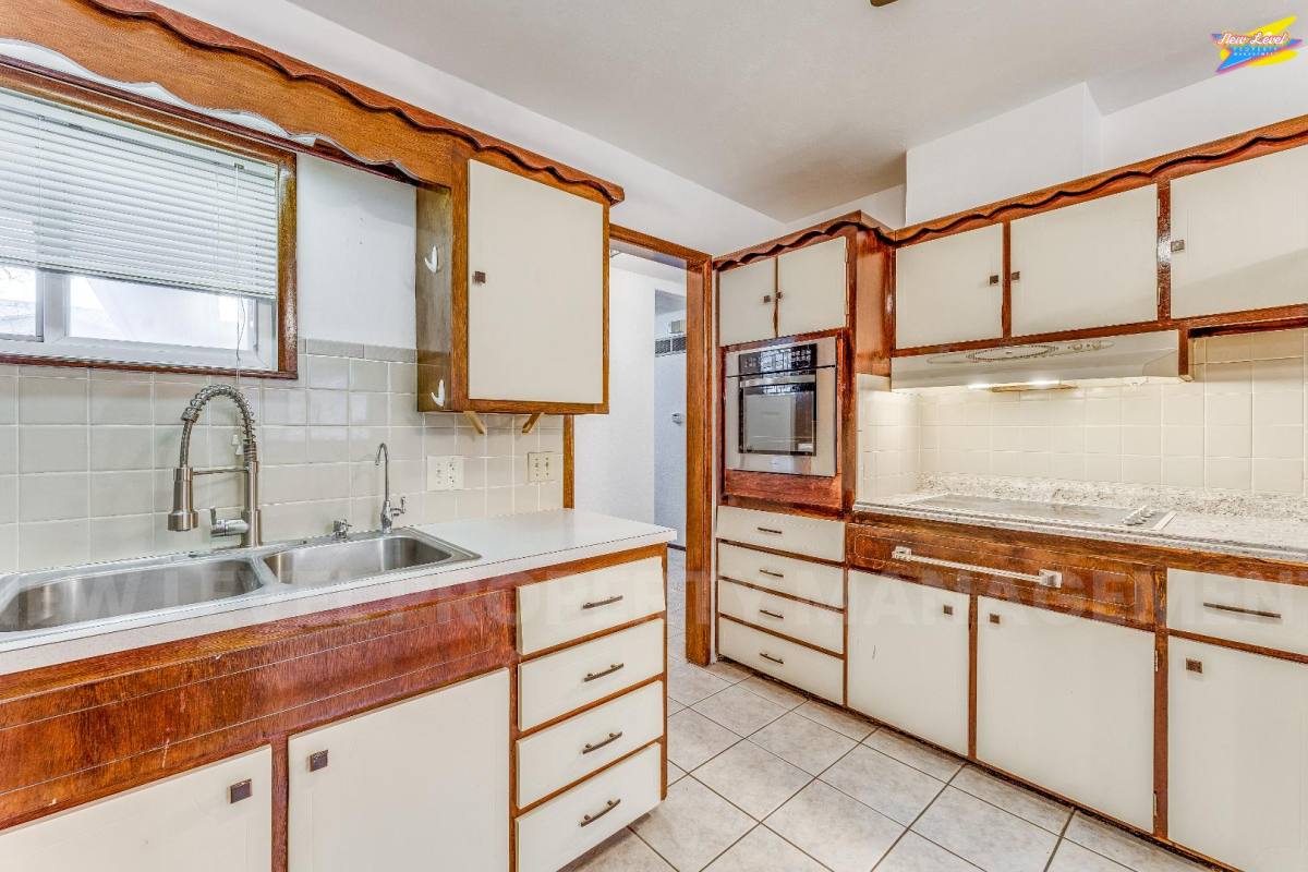 House for rent at 8410 E Castle Dr, Wichita, KS 67207