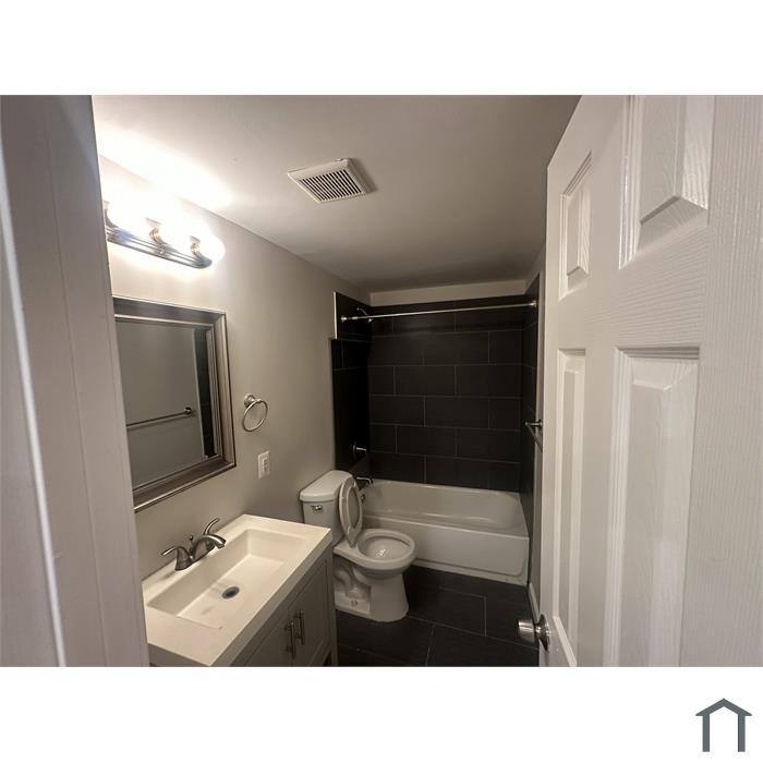 Apartment for rent at 1814 Q St SE, Washington, DC 20020
