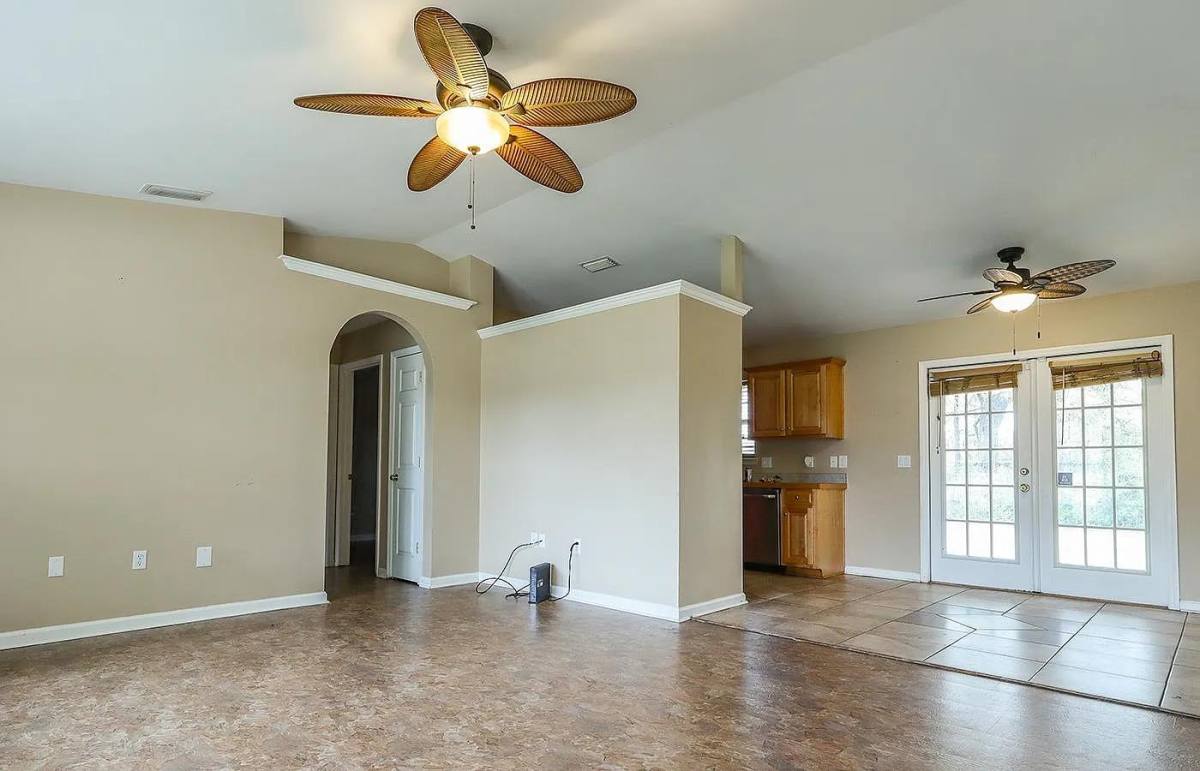 House for rent at 31 Stevens Dr, Midway, FL 32343