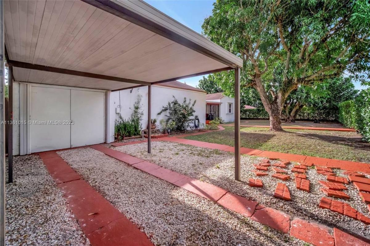 Apartment for rent at 435 SW 33 Ave #1, Miami, FL 33135