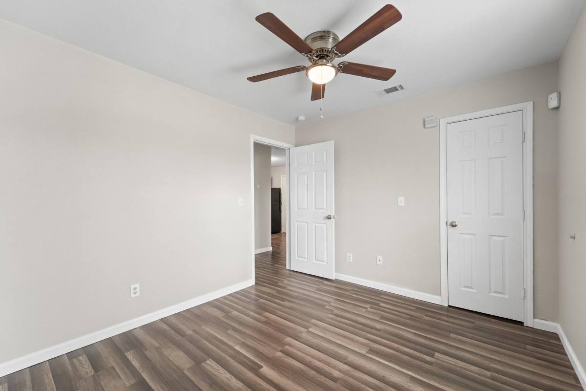 Apartment for rent at 516 Hollyhock St #H15, Waller, TX 77484