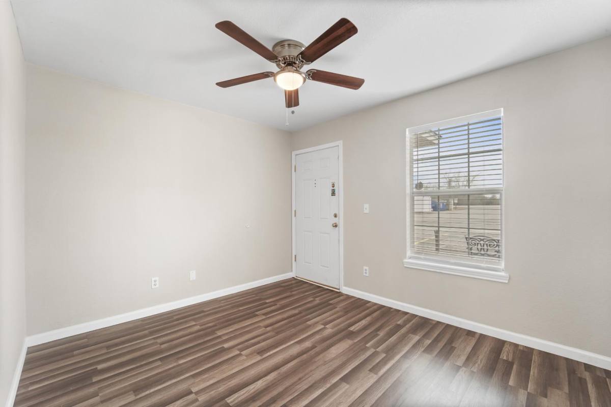 Apartment for rent at 512 Hollyhock St #H23, Waller, TX 77484