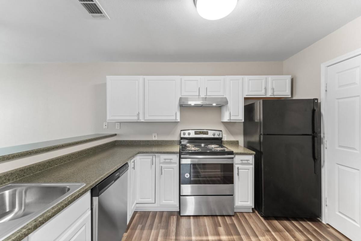 Apartment for rent at 512 Hollyhock St #H23, Waller, TX 77484