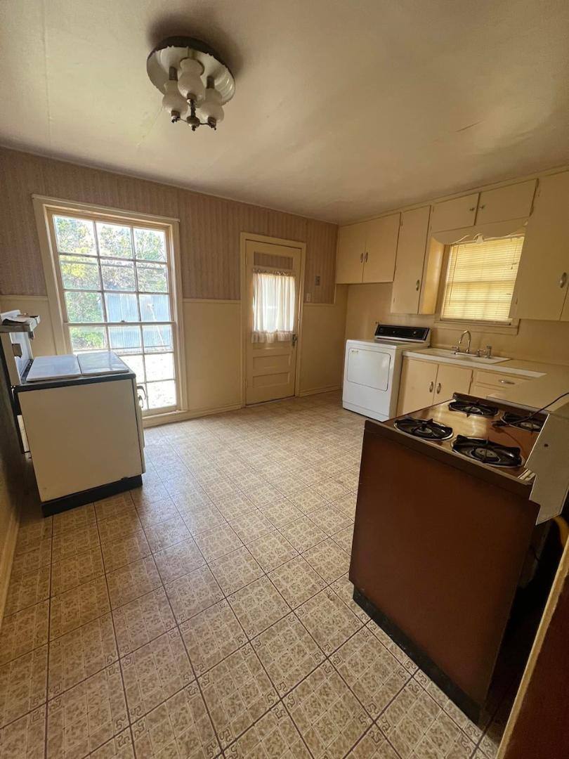 House for rent at 603 N 11th St, Duncan, OK 73533