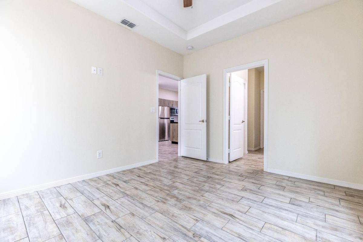 Apartment for rent at 1710 W Greenwich St #1, Edinburg, TX 78541