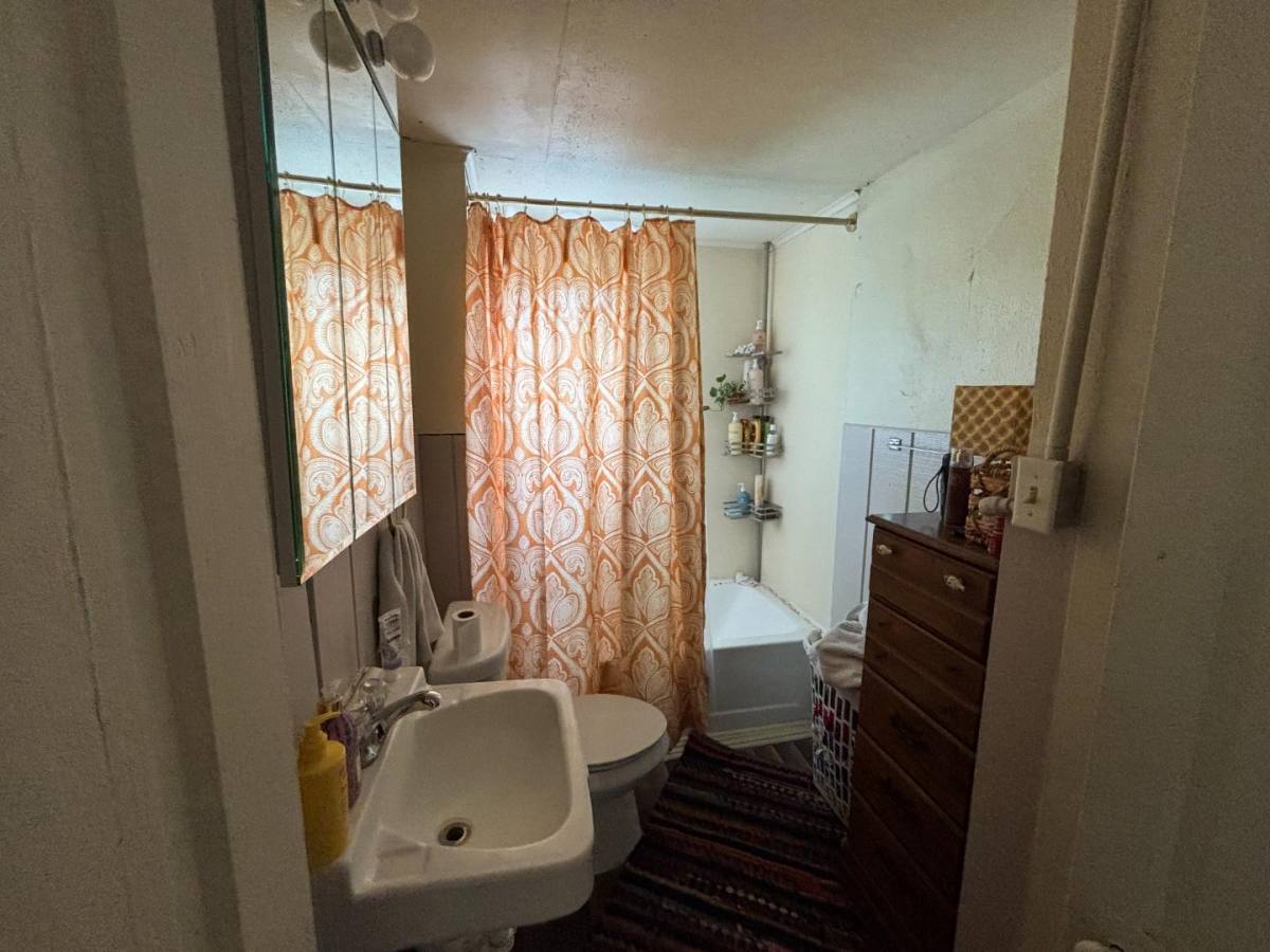 Apartment for rent at 707 S 17th St #3, Terre Haute, IN 47807
